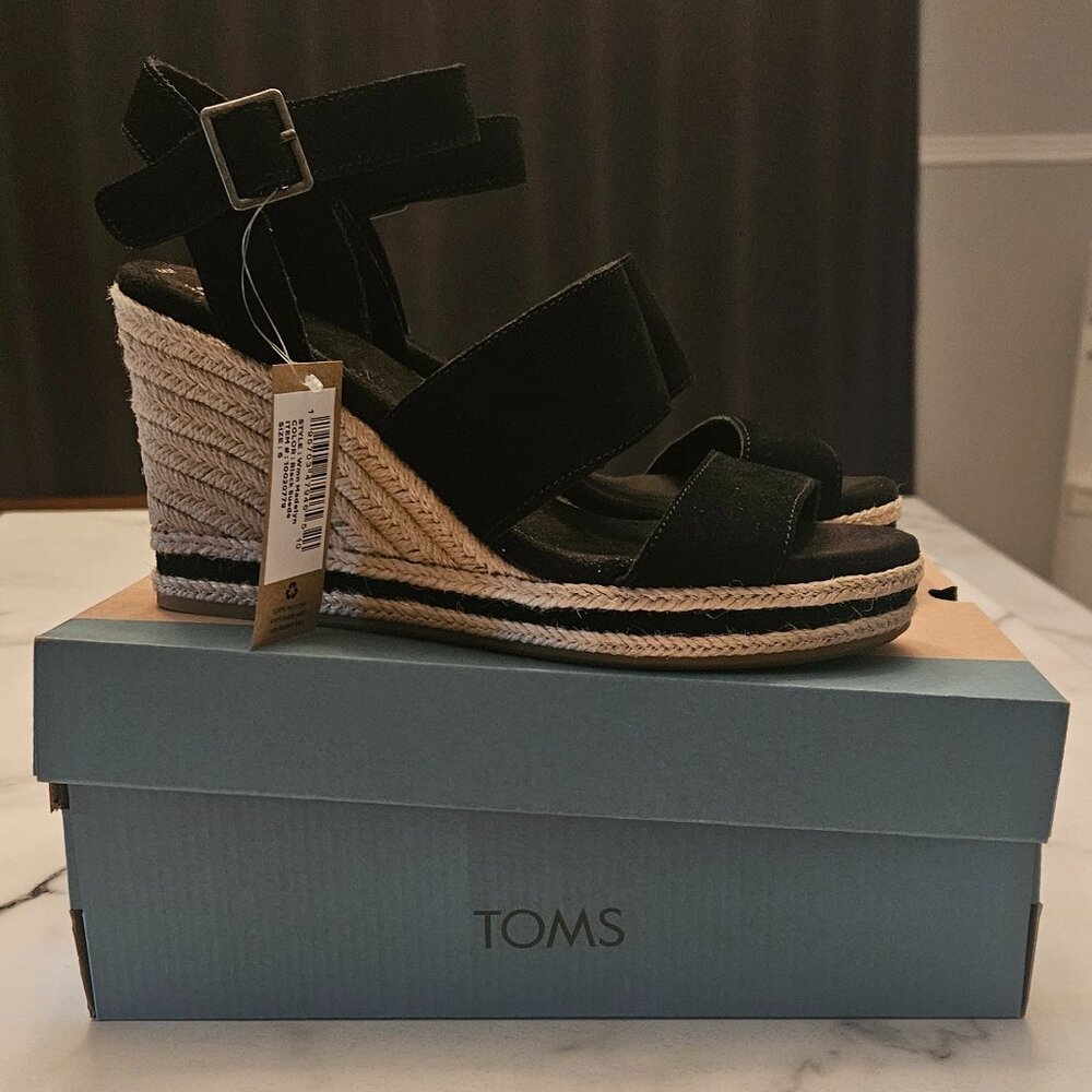 NWT TOMS Madelyn wedge sandals  size 8